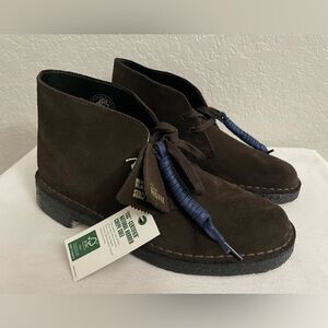 Clarks Men's Desert Boot Bushacre 3 Chukka in Brown Suede - Size 7.5